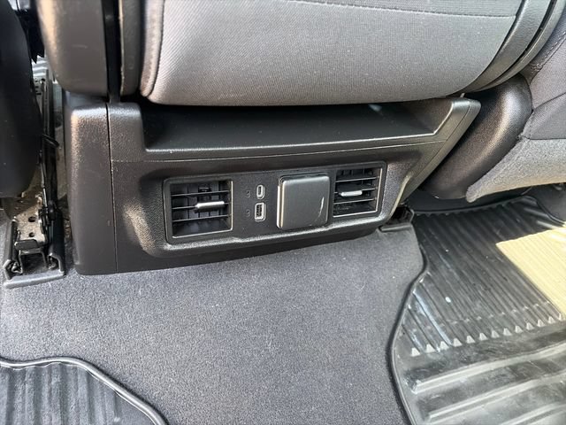 Used 2022 Chevrolet Silverado 1500 LT AWD/4WD image 18