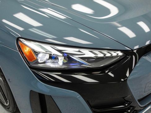 Used 2023 Audi RS e-tron GT w/ Carbon Performance Package image 9