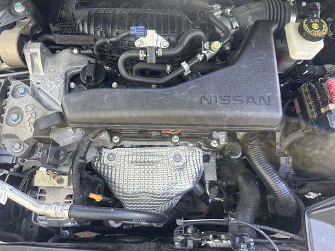 Used 2017 Nissan Rogue SV AWD/4WD image 13