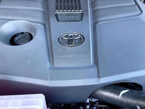 New 2026 Toyota Tundra SR image 17