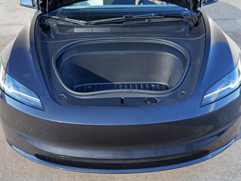 Used 2024 Tesla Model 3 RWD image 8