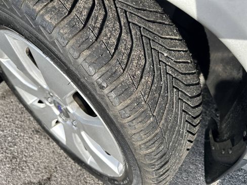 Used 2008 Volvo V70 FWD image 18
