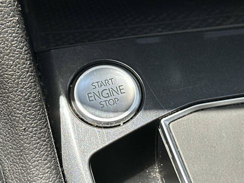 Used 2021 Volkswagen Tiguan S AWD/4WD image 28