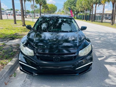 Used 2019 Honda Civic LX image 8