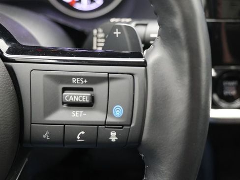 Used 2025 Nissan Pathfinder SL w/ SL Premium Package image 23