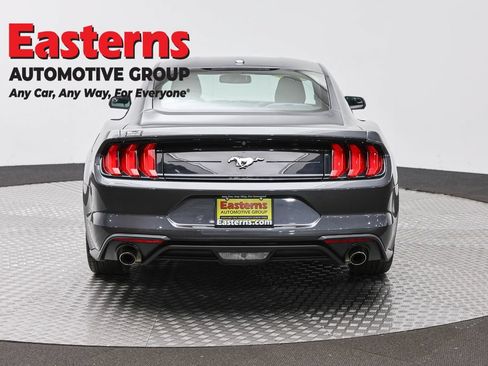 Used 2019 Ford Mustang Coupe RWD image 6