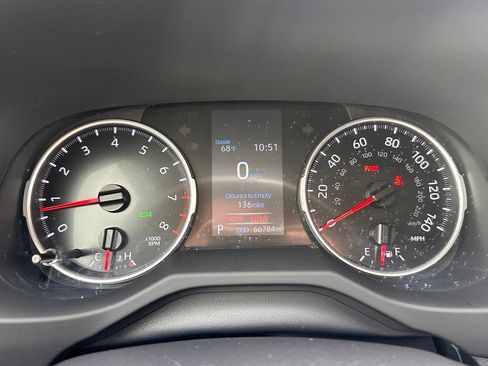 Used 2022 Toyota RAV4 XLE w/ XLE Grade Weather Package AWD/4WD image 29