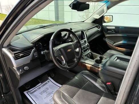 Used 2017 Chevrolet Tahoe LT w/ Luxury Package image 9