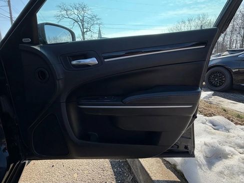 Used 2021 Chrysler 300 S image 18