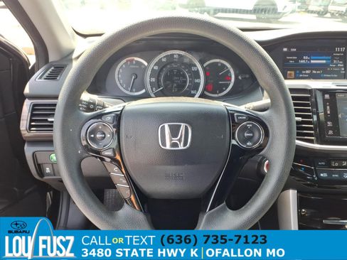 Used 2016 Honda Accord EX image 19