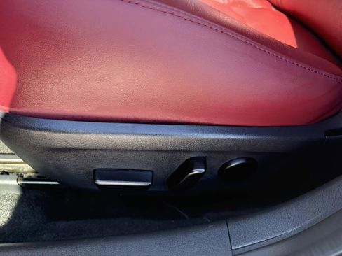 Used 2024 MAZDA MAZDA3 s image 19