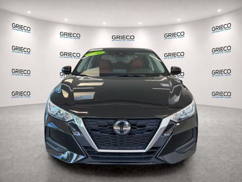 Used 2022 Nissan Sentra SV FWD image 2