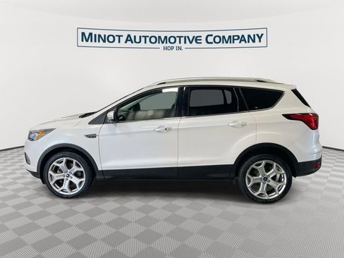 Used 2019 Ford Escape Titanium AWD/4WD image 5