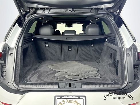 Used 2023 Land Rover Range Rover Sport SE image 33