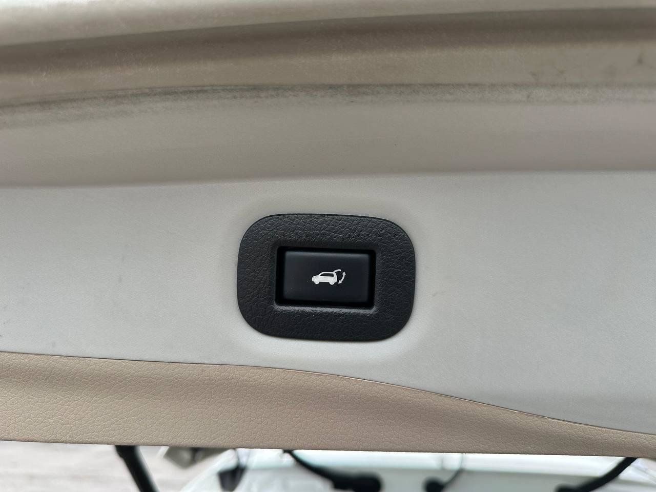 Used 2015 Nissan Rogue SV w/ SV Premium Package FWD image 37