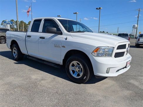 Used 2018 RAM 1500 Express image 2