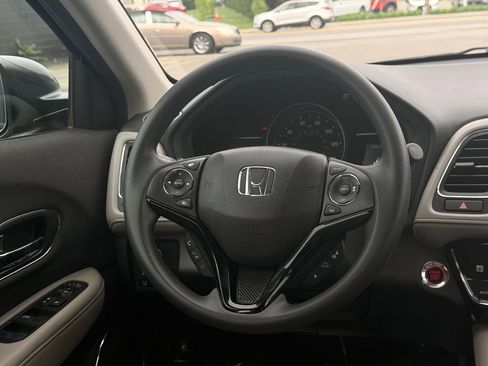 Used 2020 Honda HR-V EX image 19