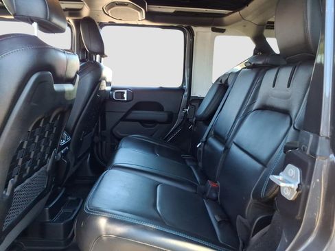 Used 2021 Jeep Wrangler Unlimited Rubicon 4xe w/ Cold Weather Group image 17