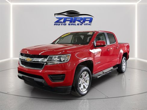 Used 2018 Chevrolet Colorado LT AWD/4WD image 3