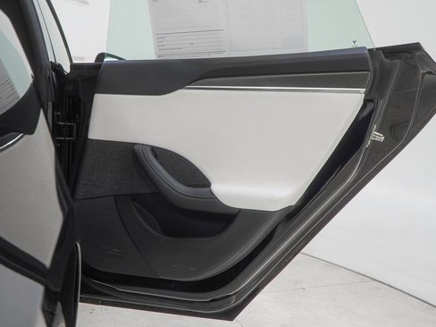 Used 2023 Tesla Model S Plaid image 52