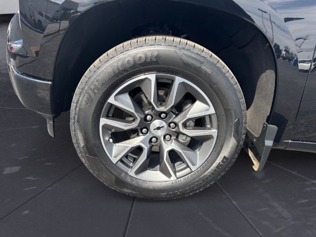 Used 2023 Chevrolet Silverado 1500 RST w/ Convenience Package II RWD image 14