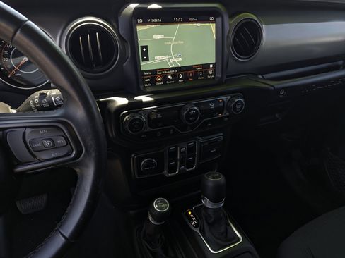 Certified 2021 Jeep Wrangler Unlimited Sport AWD/4WD image 10