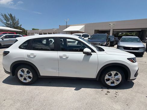 Used 2024 Honda HR-V LX image 38