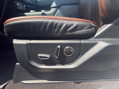 Used 2020 Ford Expedition King Ranch AWD/4WD image 11