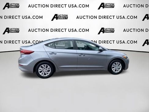 Used 2017 Hyundai Elantra SE FWD image 24