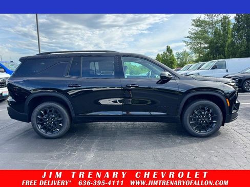 New 2026 Chevrolet Traverse LT w/ Midnight/Sport Edition FWD image 1