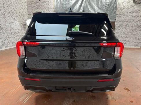 Used 2025 Ford Explorer ST-Line w/ Premium Package RWD image 6