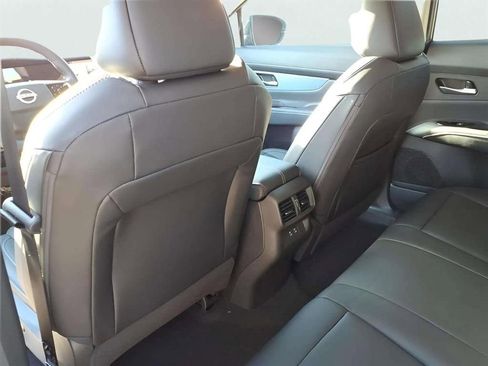 New 2026 Nissan Murano SL image 15