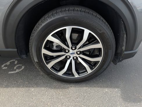 Certified 2025 Ford Explorer ST-Line image 26