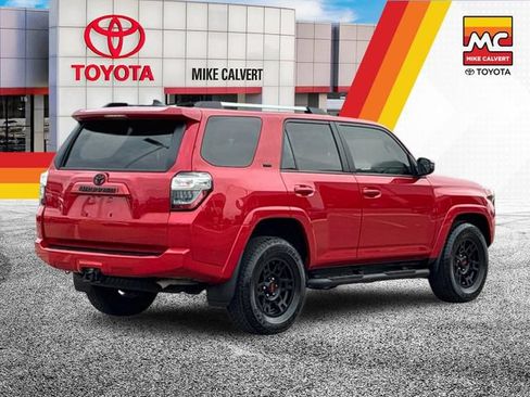 Used 2024 Toyota 4Runner SR5 RWD image 5