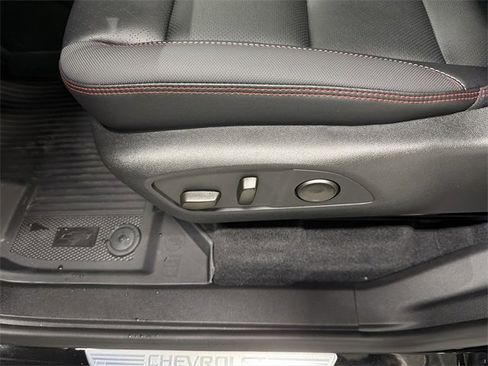 New 2026 Chevrolet Traverse RS w/ LPO, Floor Liner Package image 24