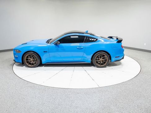Used 2022 Ford Mustang GT Premium w/ Equipment Group 401A RWD image 30