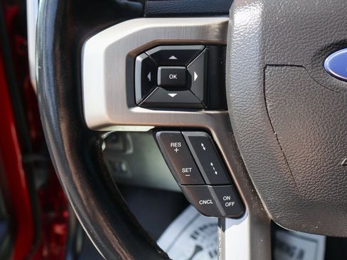 Used 2018 Ford F150 Platinum w/ Equipment Group 701A Luxury image 20