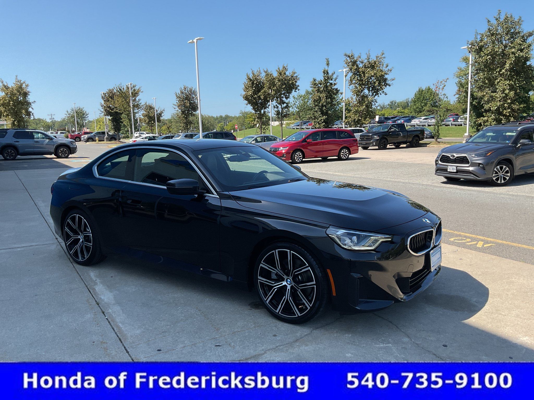 Used 2022 BMW 230i Coupe w/ Premium Package 2 RWD image 7