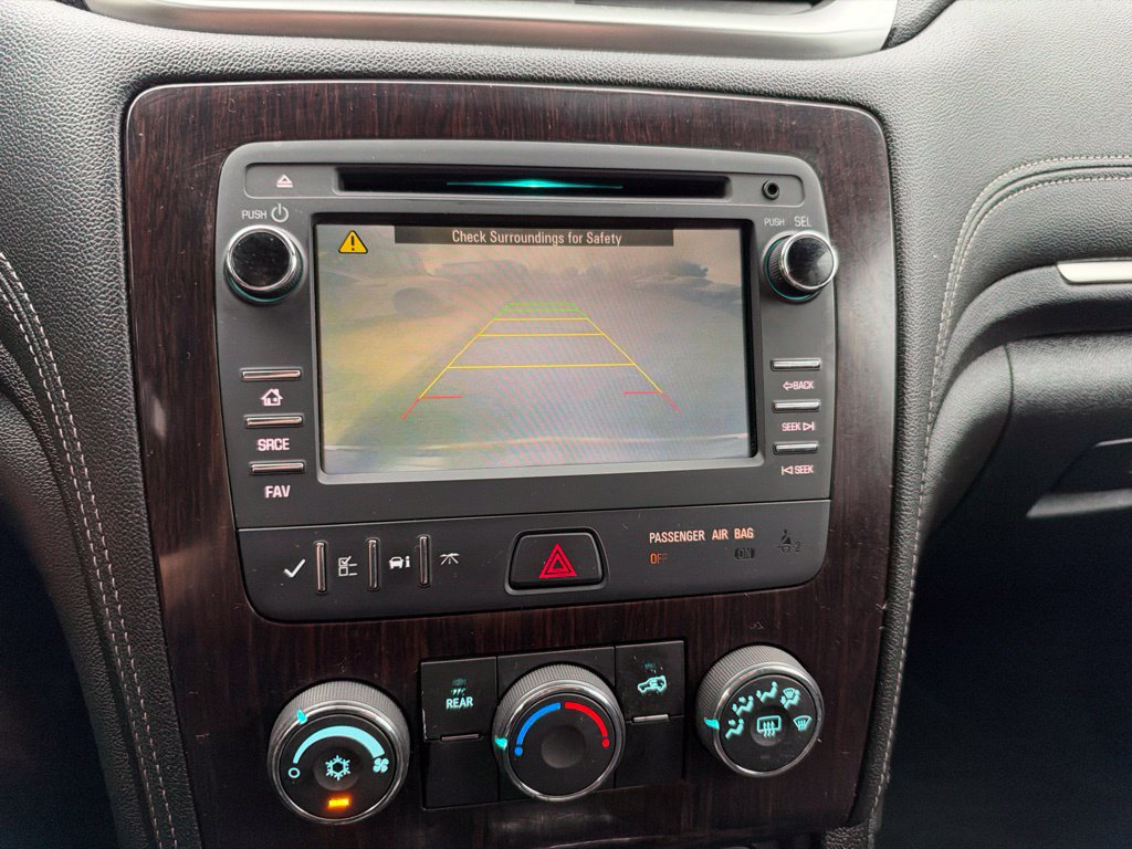 Used 2017 Chevrolet Traverse LT FWD image 12