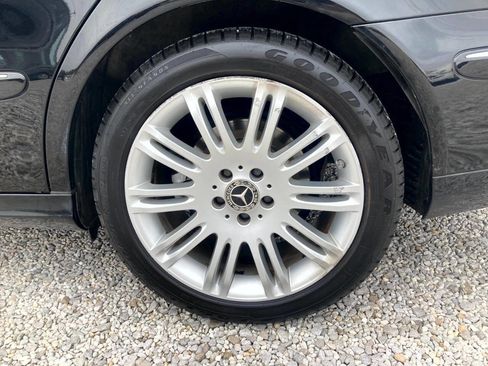 Used 2008 Mercedes-Benz E 350 4MATIC Sedan image 16