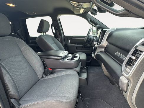 Used 2024 RAM 2500 Big Horn w/ Night Edition AWD/4WD image 27