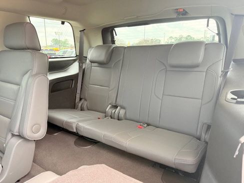 Used 2020 GMC Yukon Denali w/ Open Road Package image 17