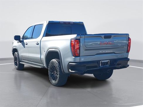 Used 2023 GMC Sierra 1500 AT4X image 5