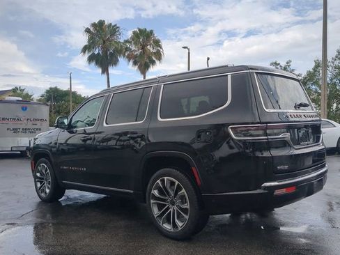 Used 2025 Jeep Grand Wagoneer Series III w/ Rear Seat Video Group 1 AWD/4WD image 7