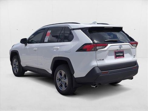 New 2025 Toyota RAV4 XLE image 7