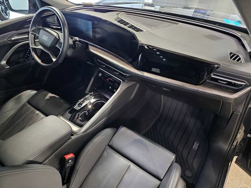 Certified 2025 Audi Q5 Premium Plus w/ Premium Plus image 11