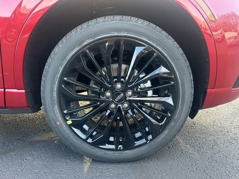 New 2026 Lincoln Corsair Premiere image 8