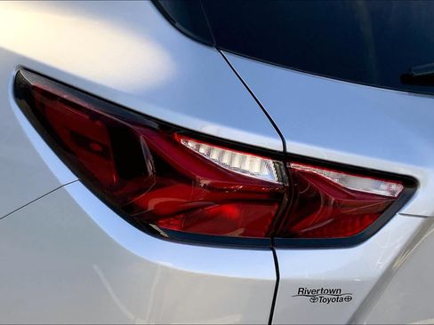 Used 2019 Chevrolet Blazer Premier w/ Driver Confidence II Package FWD image 27
