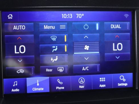 Used 2020 Ford F150 Lariat w/ Trailer Tow Package image 21