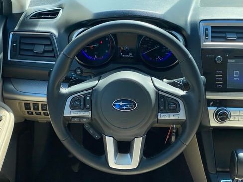 Used 2016 Subaru Outback 2.5i Premium image 13